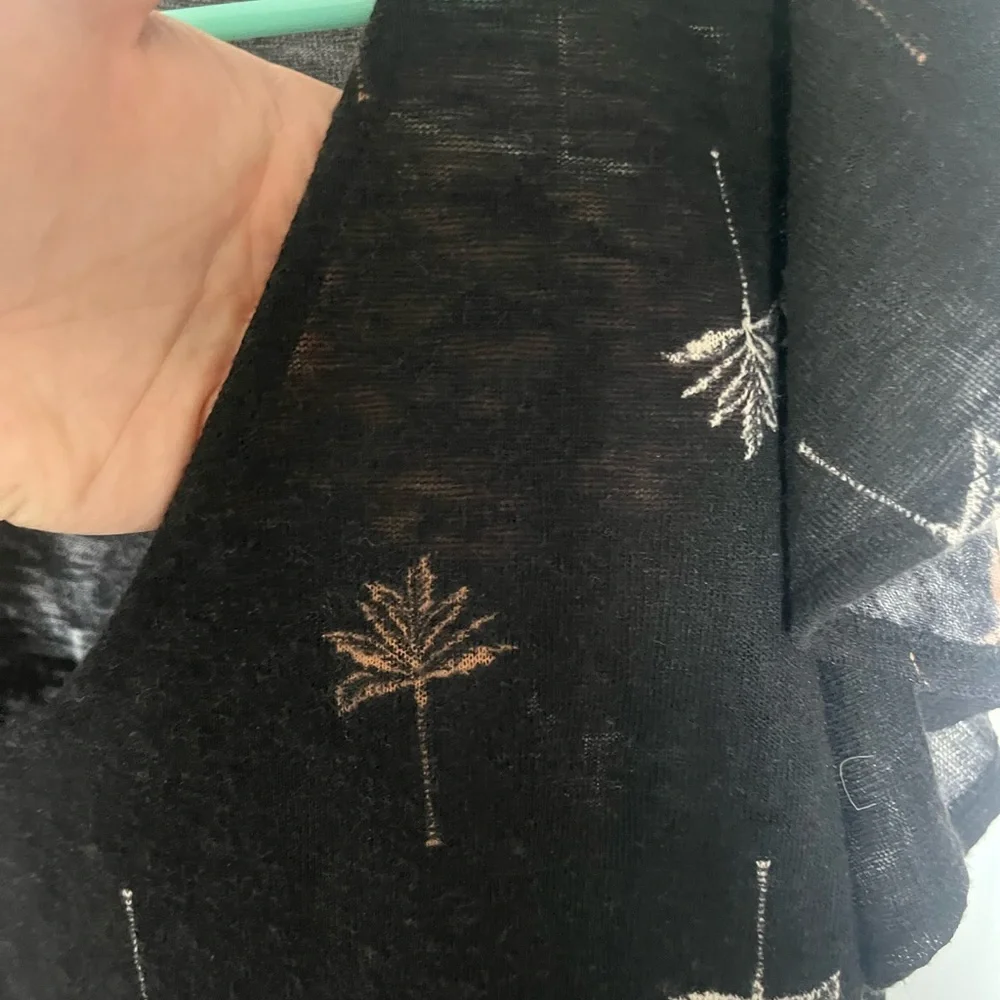 Loft Women’s Black Short Sleeve Shirt - Picture 6 of 6